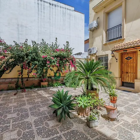 Buganvilla & Parking Y Terraza Apartment *